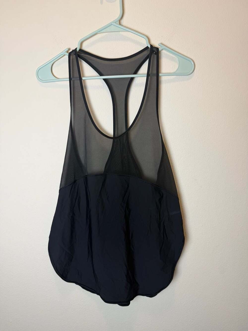 Lululemon Twist and Train Tank Black Mesh Racerback
